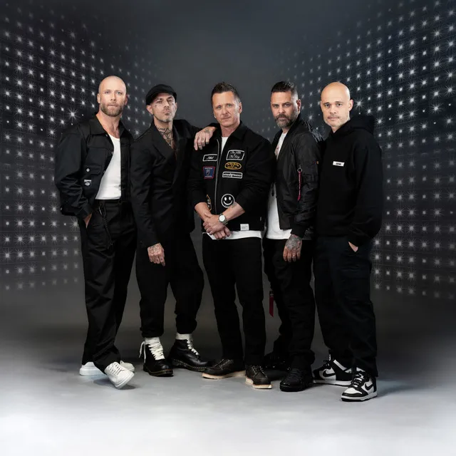 Five artist photo