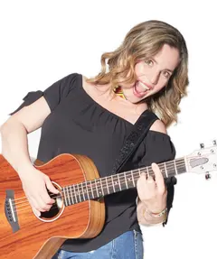 Nathalia artist photo