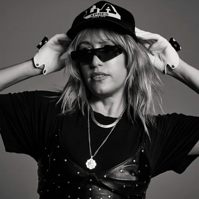 Lady Sinclair artist photo