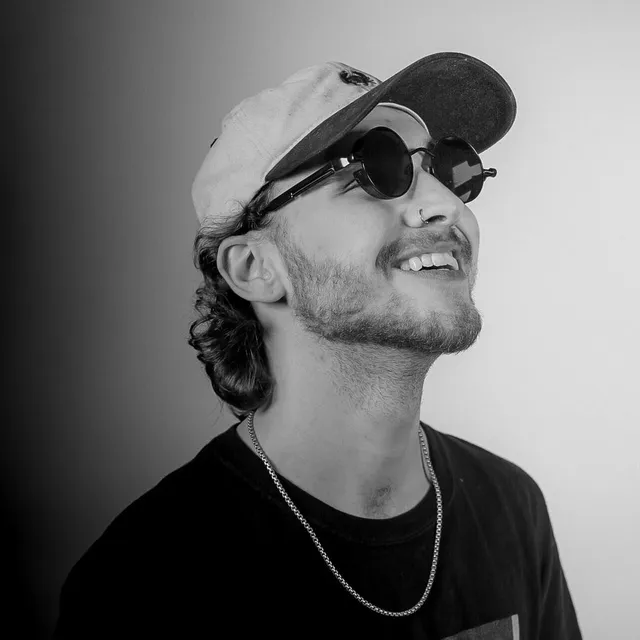 LYNY artist photo